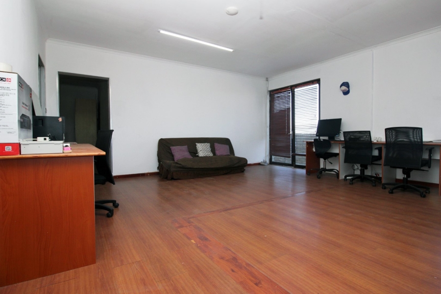 Commercial Property for Sale in Tuscany Glen Western Cape